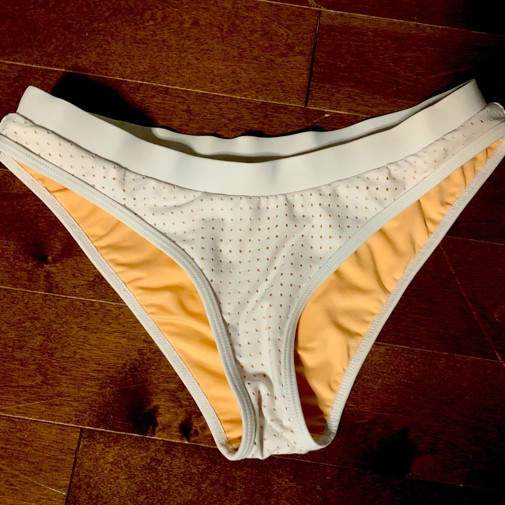 Fabletics bikini bottom